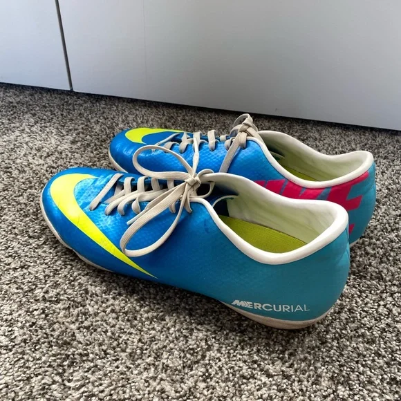 Nike Runners - Picture 3 of 7